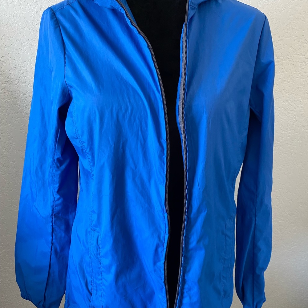 Blue land’s end rain jacket. Size XS. Like new.